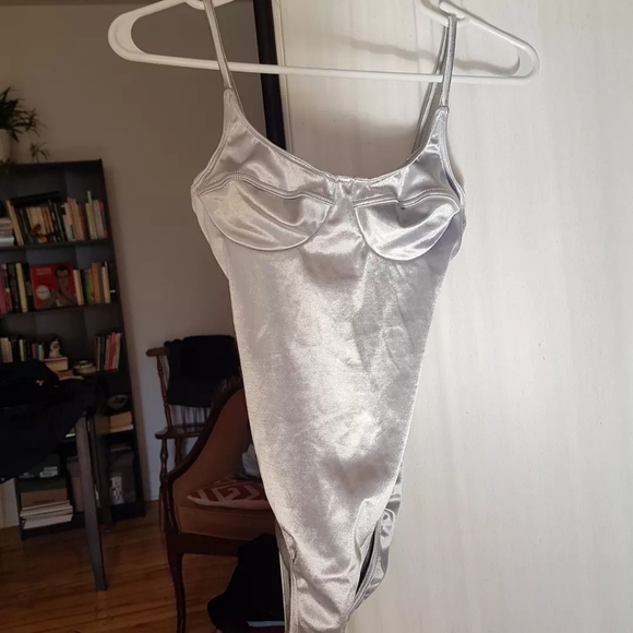 Vintage metallic one piece swim suit - Picture 2 of 5